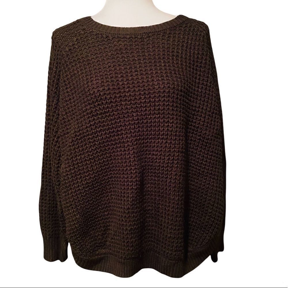 Magnolia Lane Oversized Sweater Size Medium